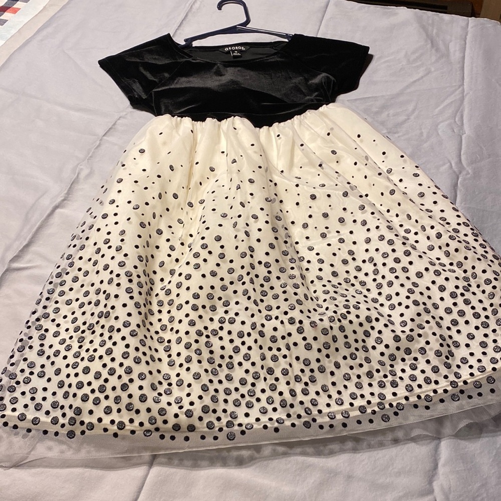 Girls Size 10 Holiday Dress - Black and White